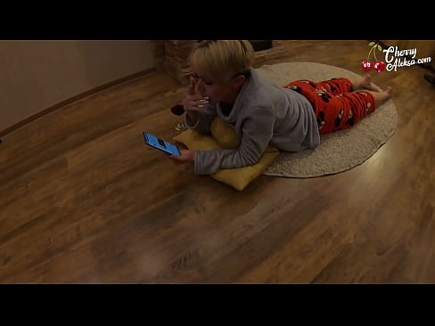 ❤️ Crazy blonde suger stor pikk suger og spretter på den - analsex ️❌ Superporno ved no.tukifporno.ru ﹏